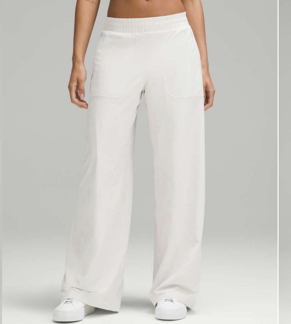 Lululemon Swift Wide Leg Mid Rise Pant Full Length 4 Bone Athleisure Travel Chic
